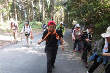 H27.10.25 金峰山ウォーキング1.JPG