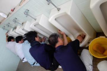 H29.05.19 トイレ掃除研修1.jpg