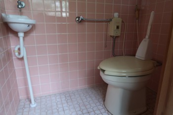 16toilet1th20241211oura416.jpg
