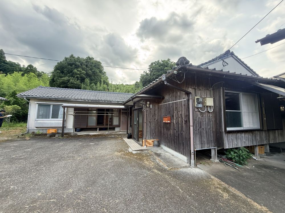 https://www.city.minamisatsuma.lg.jp/living/images/02gaikan2_20260804kaseda623.jpg