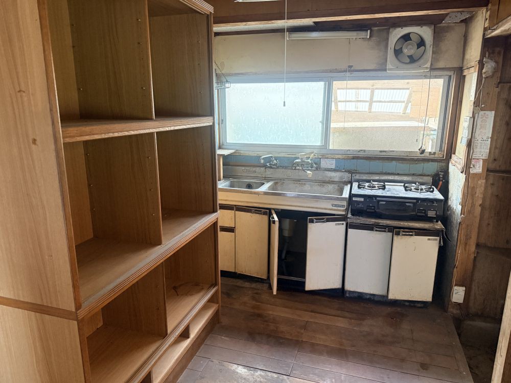 https://www.city.minamisatsuma.lg.jp/living/images/09kitchen20260804kaseda623.jpg
