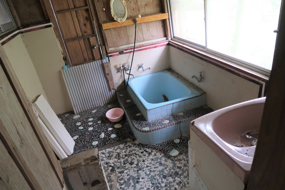 https://www.city.minamisatsuma.lg.jp/living/images/10furo20241208bounotsu333.jpg