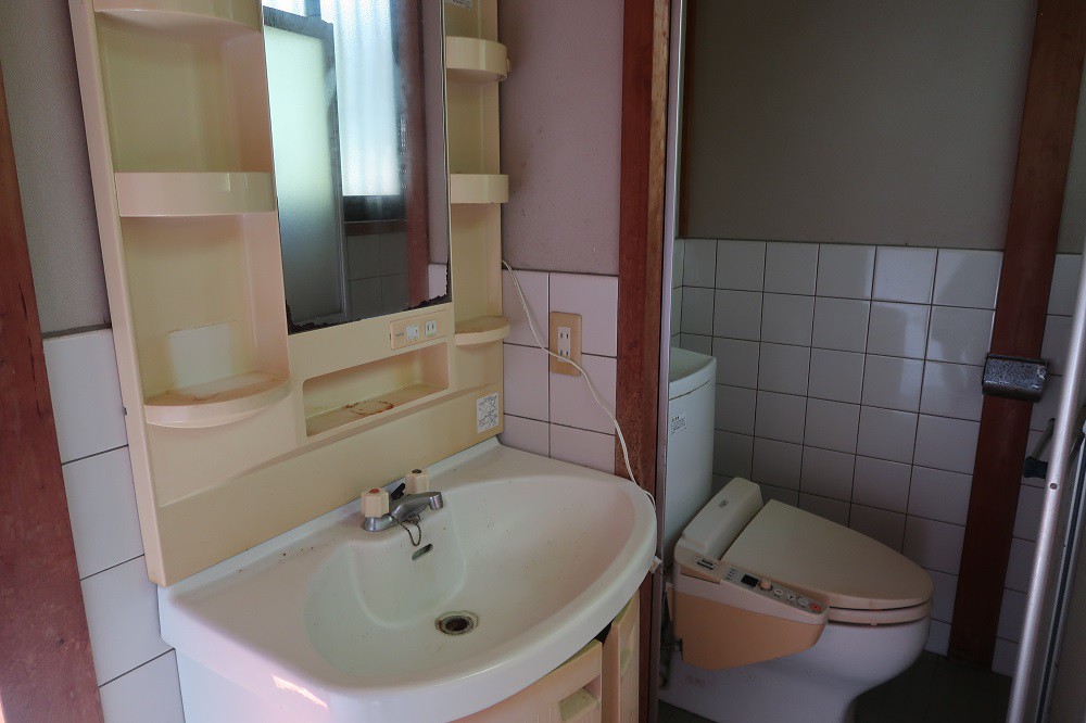 https://www.city.minamisatsuma.lg.jp/living/images/10senmenjo20241204kaseda601.jpg