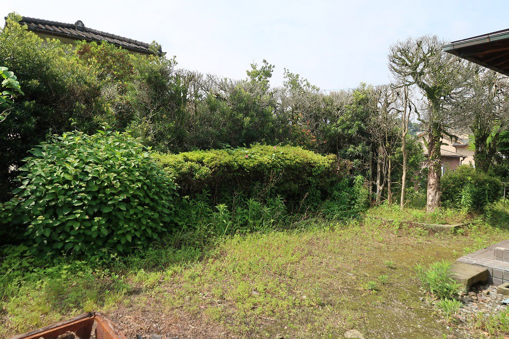 https://www.city.minamisatsuma.lg.jp/living/images/19niwa1th20250512kaseda605.jpg