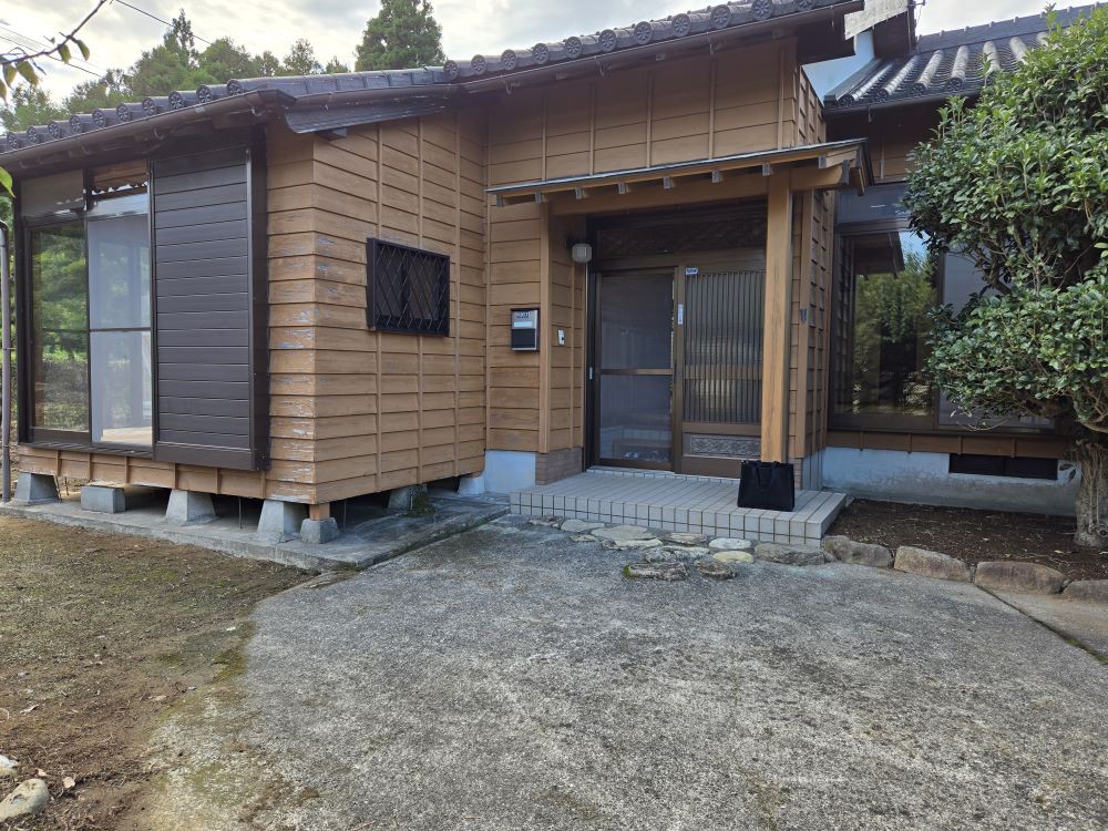 空き家情報611(加世田地域)外観1