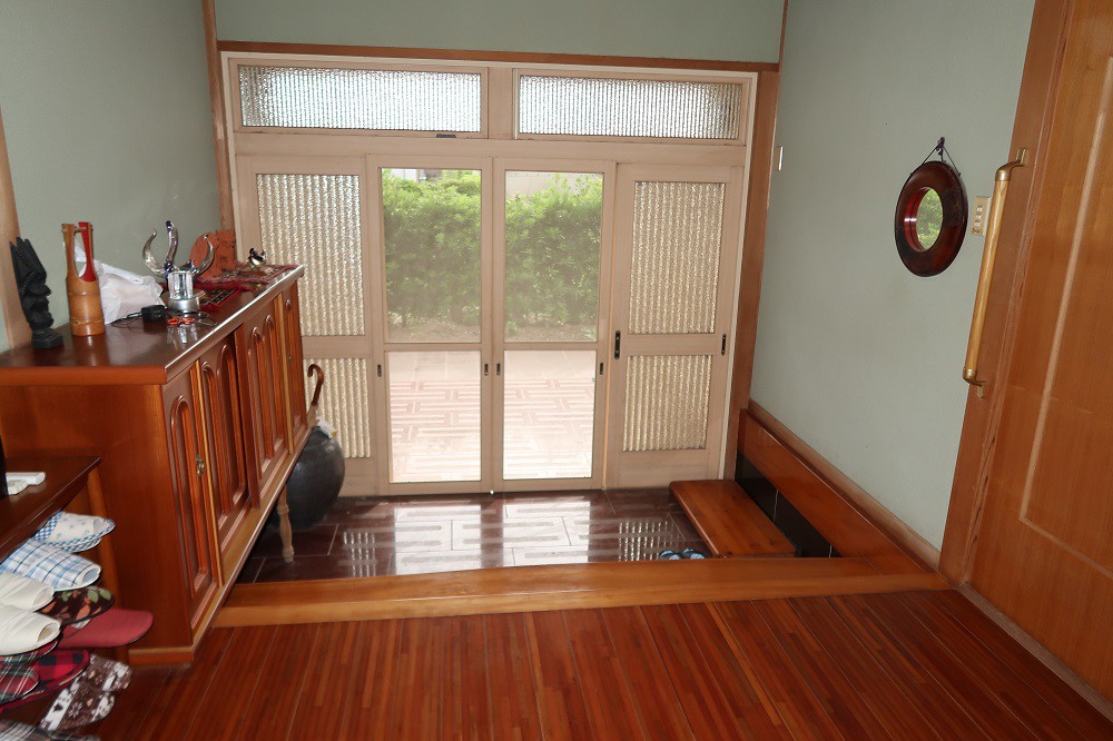 https://www.city.minamisatsuma.lg.jp/living/images/3genkan2th20241017kaseda197.jpg