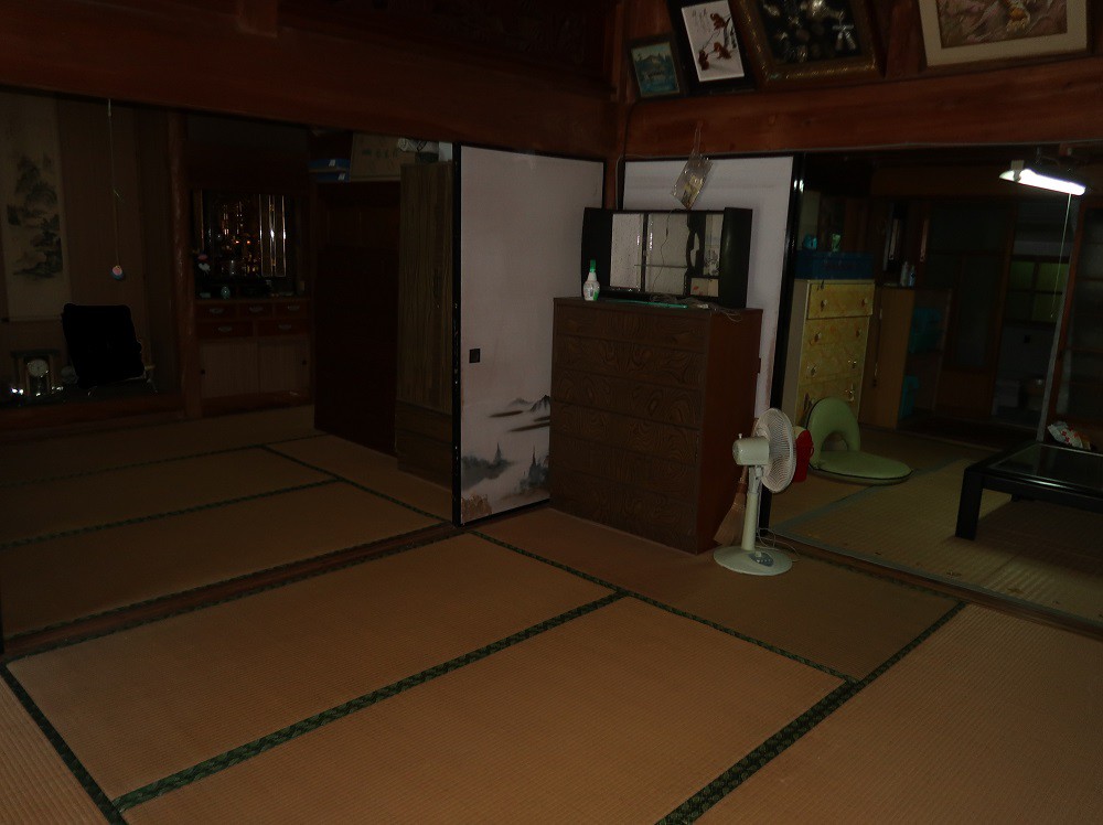 https://www.city.minamisatsuma.lg.jp/living/images/5washitsu2th20240528kaseda188.jpg