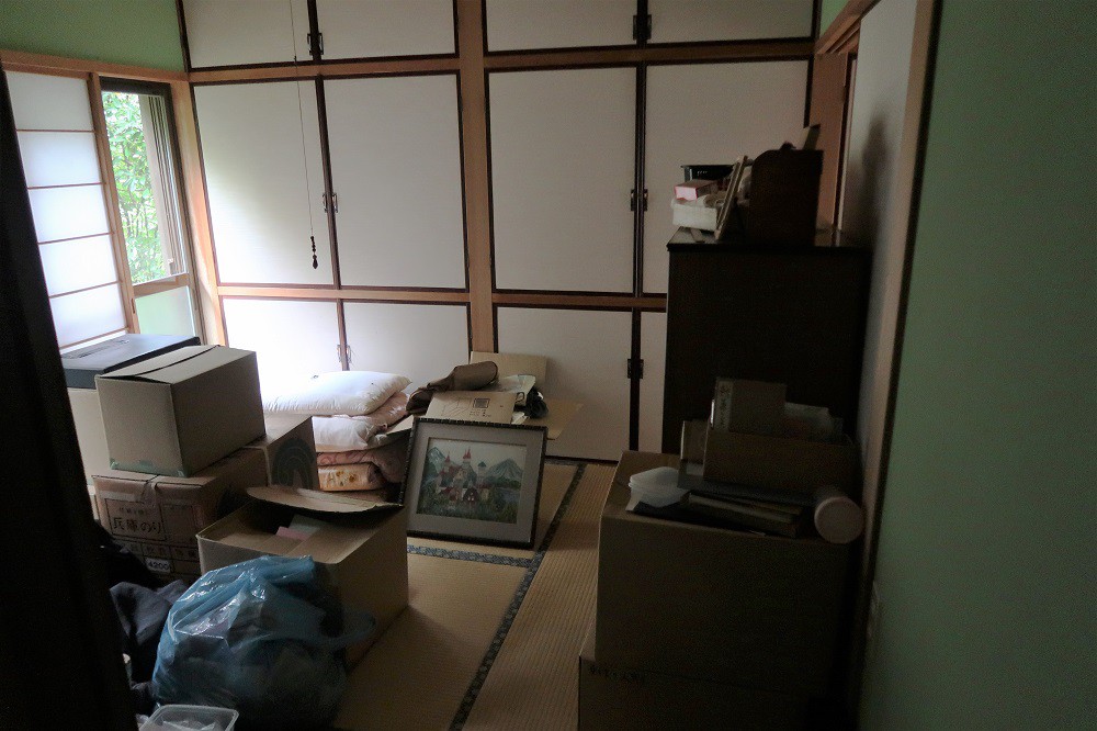 https://www.city.minamisatsuma.lg.jp/living/images/5washitsu3th20241111kaseda198.jpg