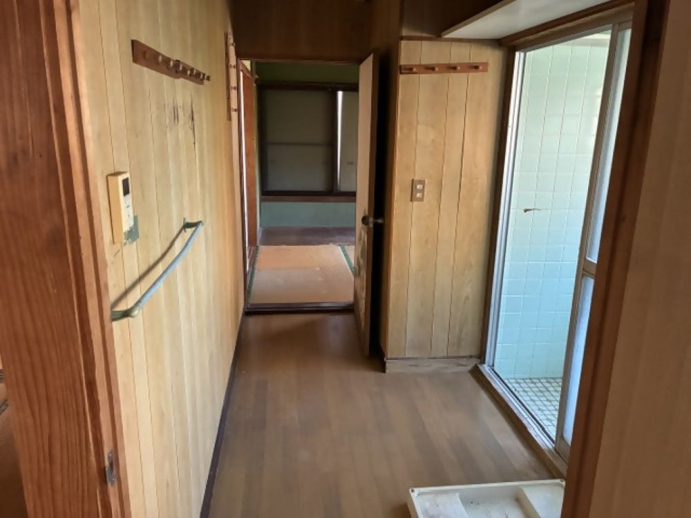 空き家情報228 廊下