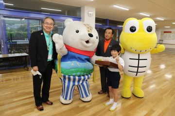 旭川市マスク贈呈1.jpg