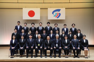 新採集合写真.jpg